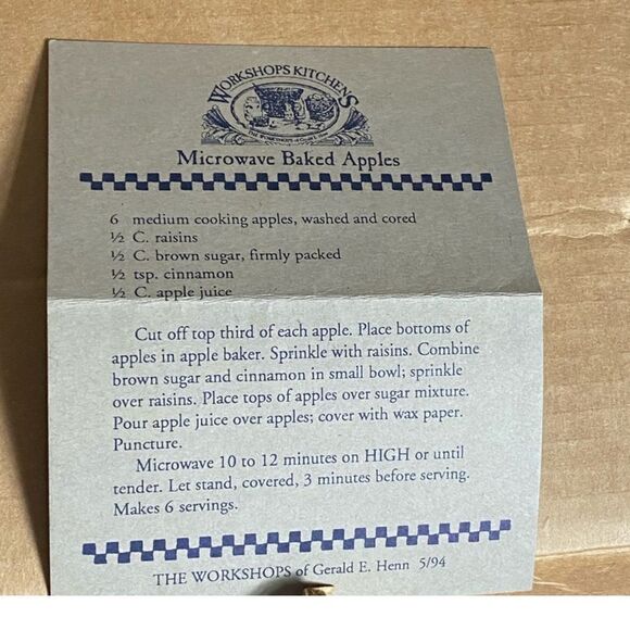 Apple Baker The Workshops Of Gerald E. Henn Green Spongeware Set of 2 - Picture 8 of 9